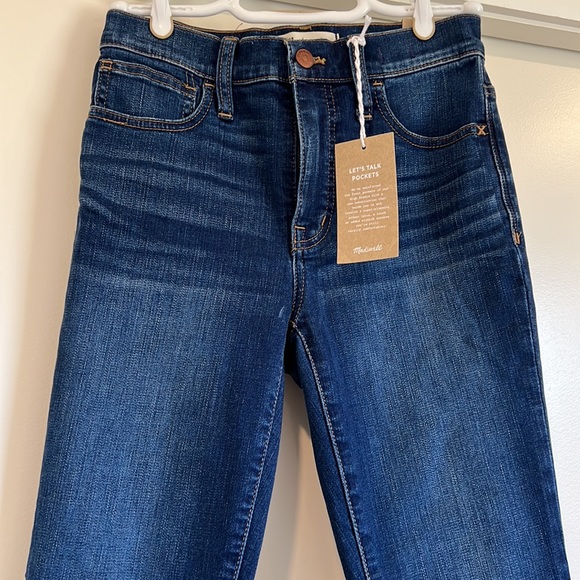 Madewell Roadtripper Jeans - Picture 4 of 7
